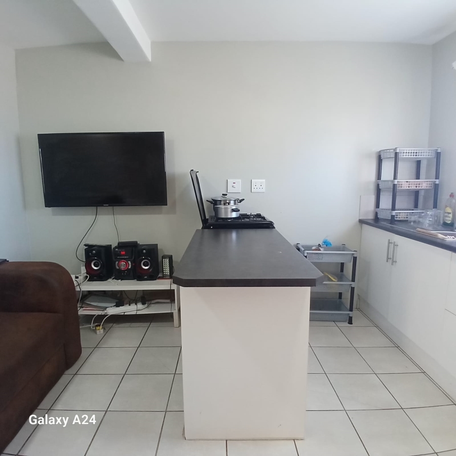 2 Bedroom Property for Sale in Kidds Beach Eastern Cape
